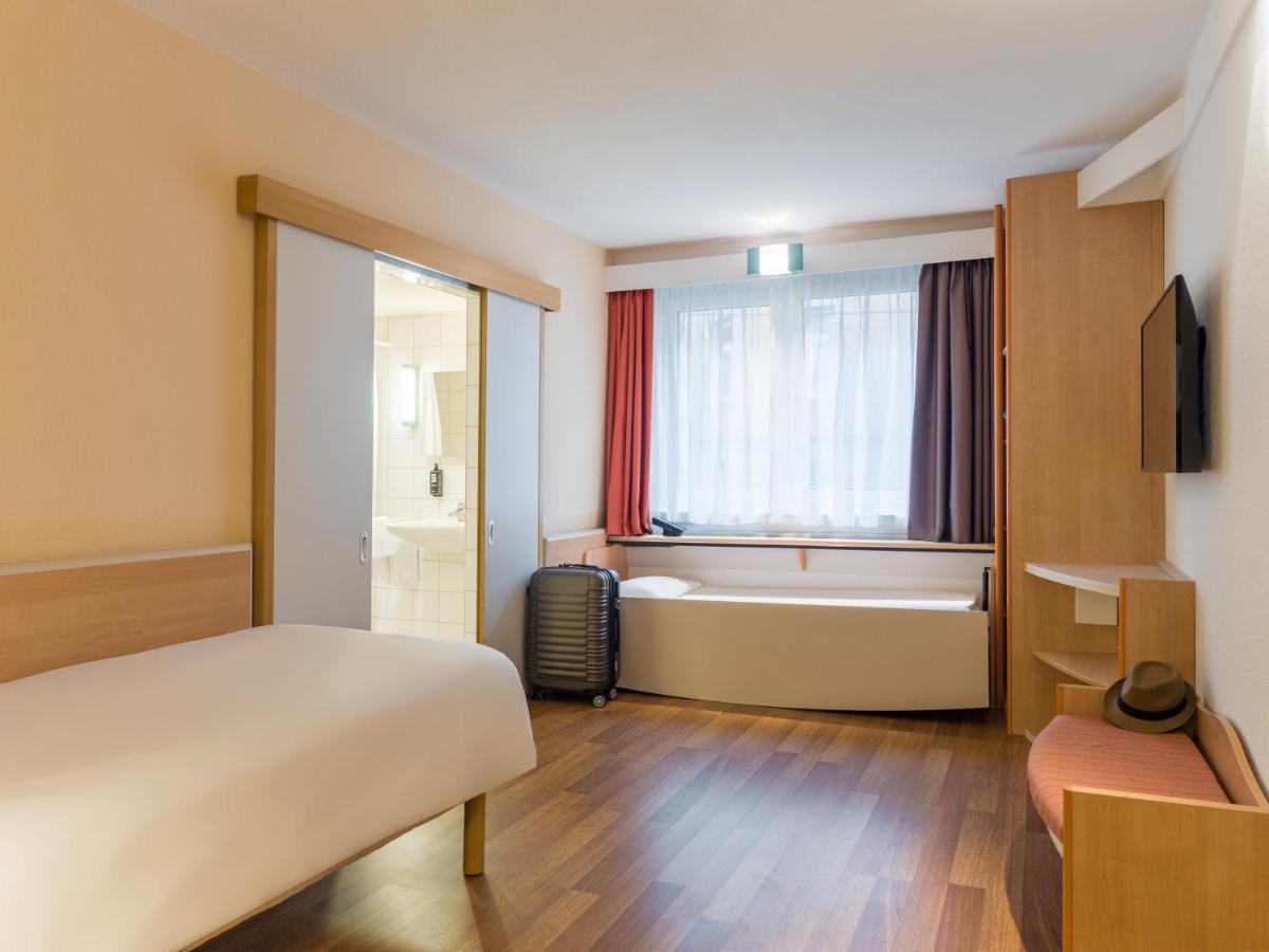 Ibis Stuttgart Centrum Εξωτερικό φωτογραφία